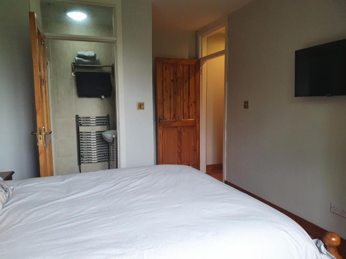 Hillcrest House Panzió Carrick on Shannon Kültér fotó